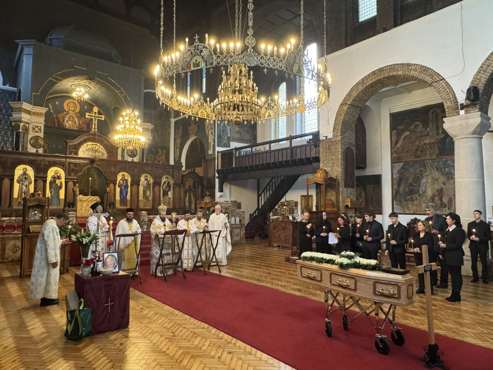 Празник обретења моштију Светог Нектарија свечано прослављен у Саборном храму Светог Саве у Лондону